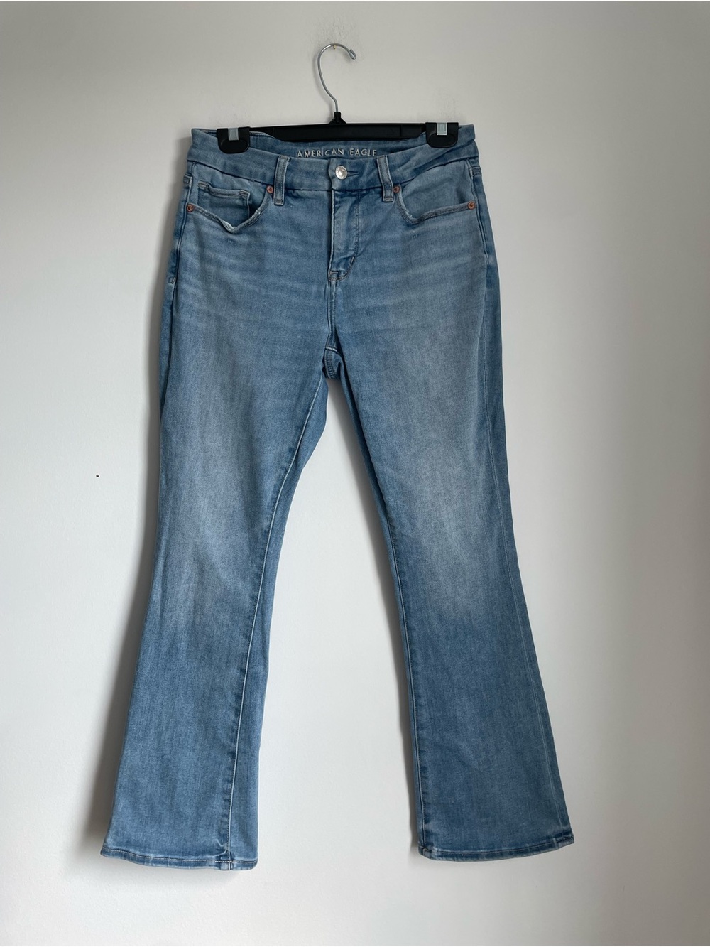 American Eagle Curvy Skinny Kick Light/Medium Wash Size 8 X Short